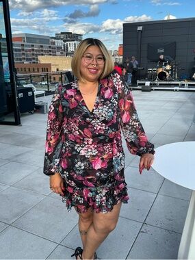 Meet your Posher, Veronica